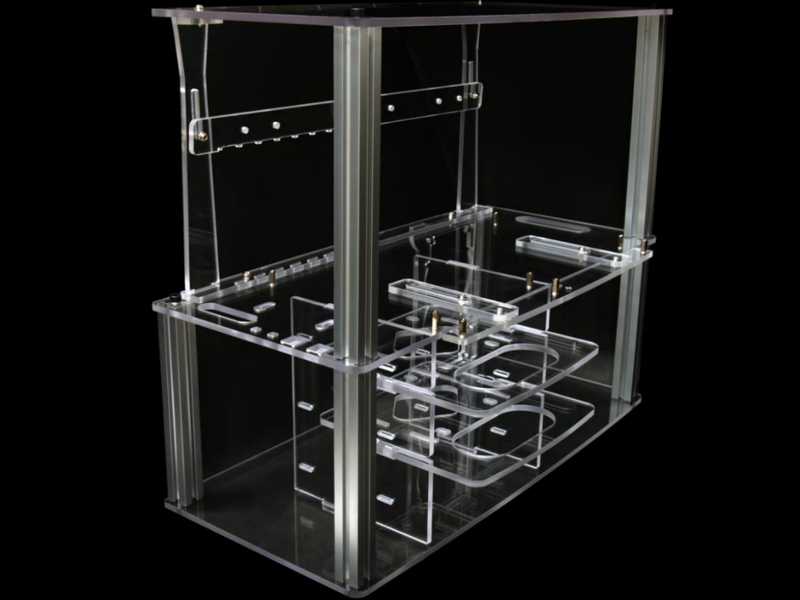Illustration for article titled Transparent Open-Air Case Is Perfect for PC Hardware Voyeurs